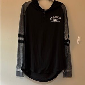Black and Gray Women's Jersey Hoodie Size XL Mt Washington New Hampshire